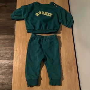 0-3m sweatsuit